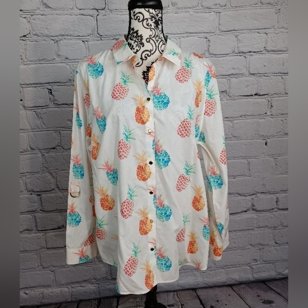Chico's women's long tab sleeve button front shirt pineapple print size 3 b3